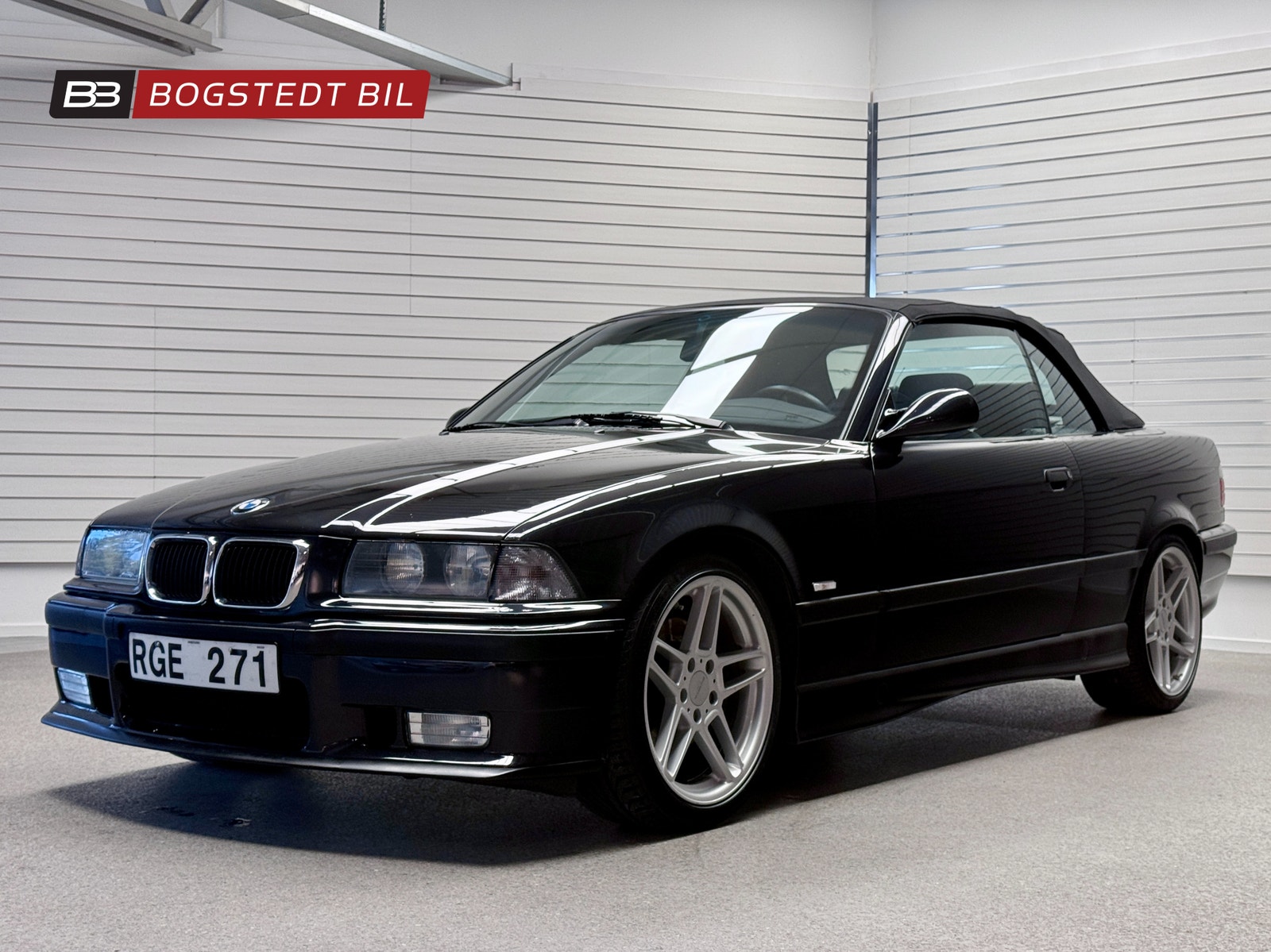 BMW M3 3.2 321hk Convertible | Fint skick | Fullt dokumenterad 2026 - miniatyr 3