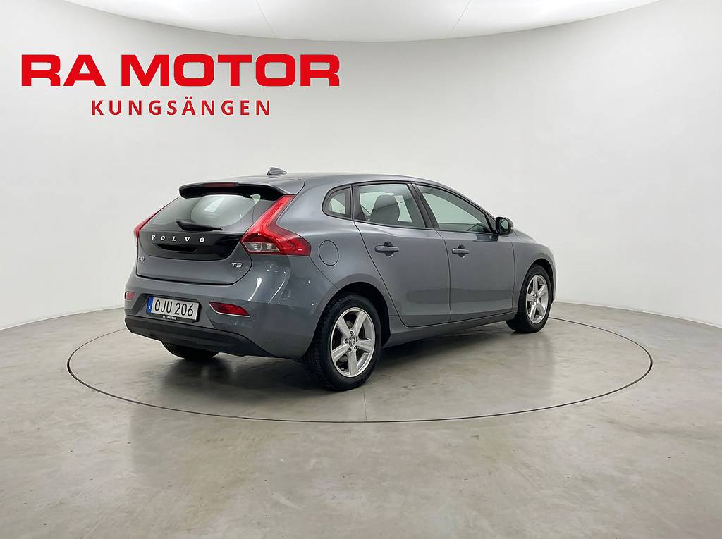 Volvo V40 T2 122hk | Business | P-Värm | P-Sensor | 2017
