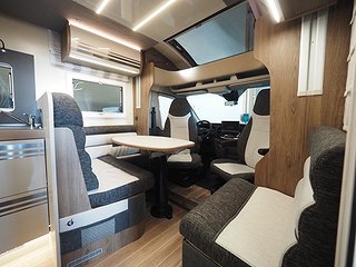 Husbil-halvintegrerad Ci Magis 82 XT  4 av 20