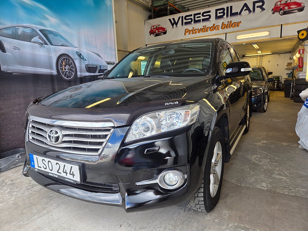 Toyota RAV4 2.0 VVT-i 4x4 Multidrive 17000 Mil Euro 5