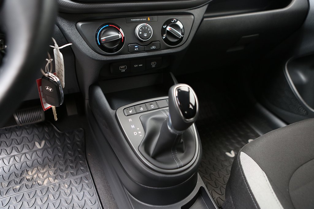 Hyundai i10 i10 1.0 AMT Essential | Backkamera | Rattvärme 2025