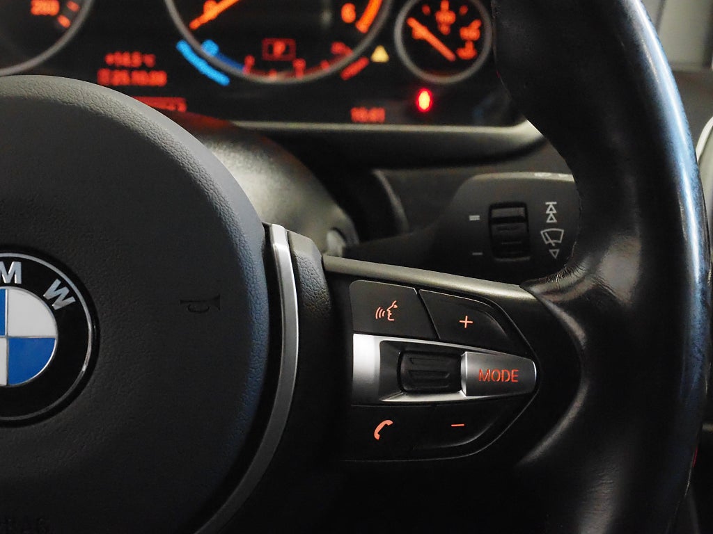 BMW 530 d xDrive Sedan Navi Taklucka H/K D-Värm Drag Skinn