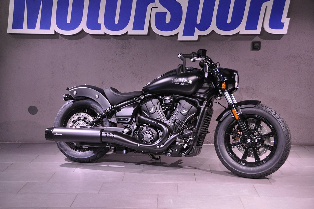 Indian SCOUT BOBBER LIMITED+ TECH *DEMO*
