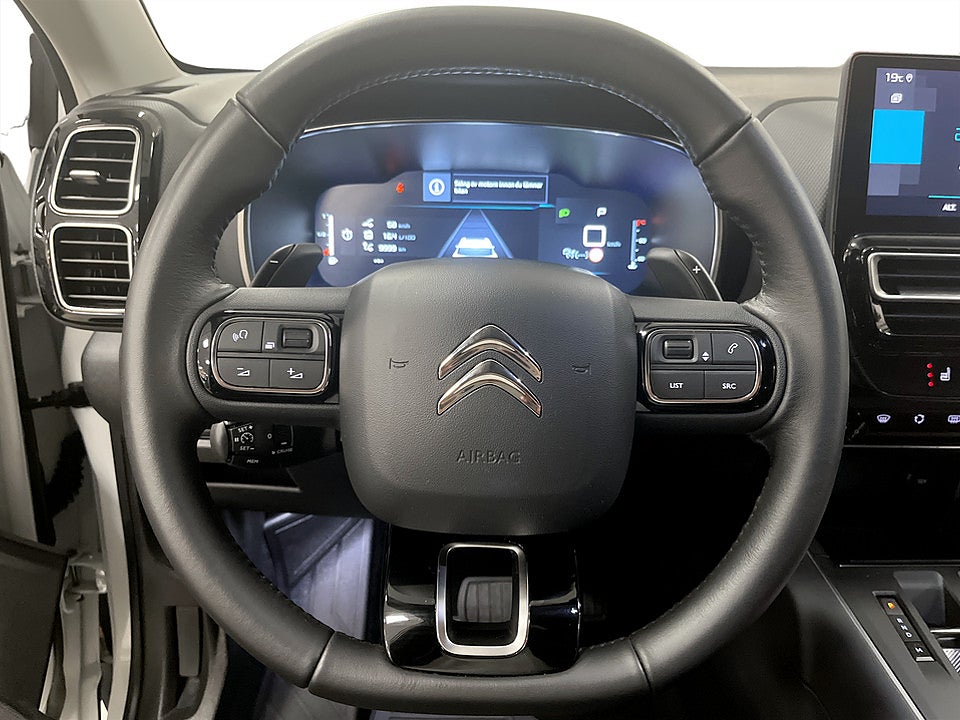Bild på Citroën C5 Aircross Shine 1,2 PT 130hk Aut - B-KAMERA,ELSTOL,EN ÄGARE
