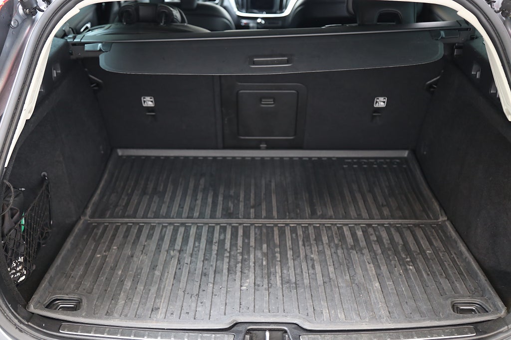 Volvo V60 Recharge T6 340hk Inscription Expression AWD Drag 2021