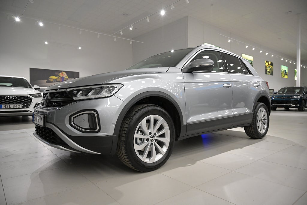 Volkswagen T-Roc SISTA CHANSEN T.O.M 31/12!*  (0 kr insats)*