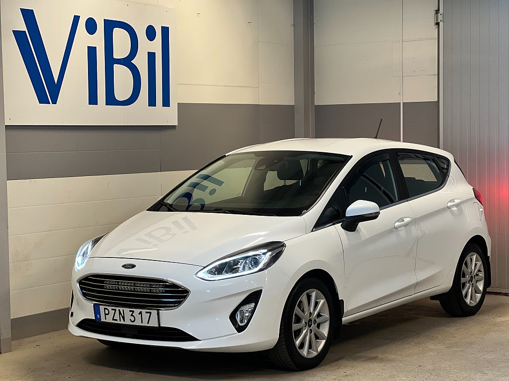 Ford Fiesta 5-dörrar 1.0 EcoBoost Titanium CARPLAY/VÄRMARE