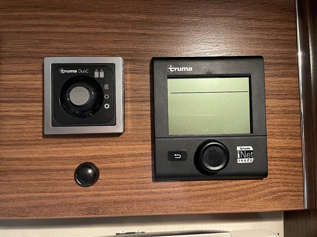 Hymer /Solcell/AC bodel/Inverter/Mercedes  - Hymer