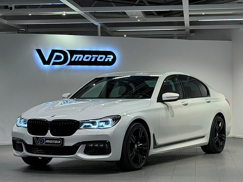 BMW 740 d xDrive M-Sport Executive Laser HuD B&W SC Drag 320hk