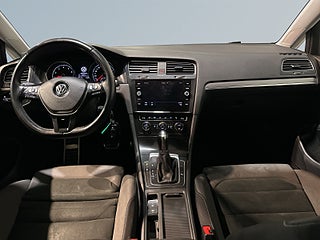 Volkswagen Golf Alltrack 1.8 TSI 4Motion Alltrack Pvärm Drag Kamera CarPlay SoV – bild 8