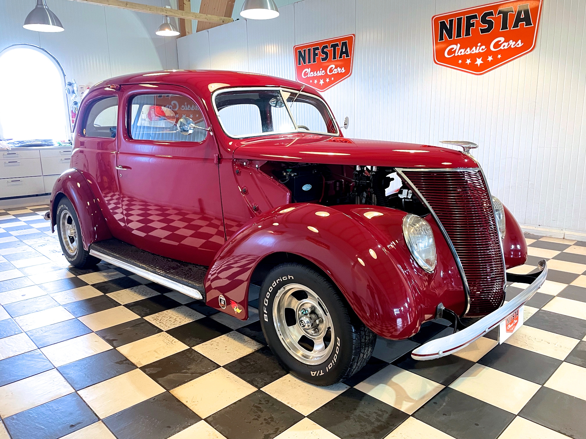 Ford Model 74 Tudor Sedan 1937, bild 5/64