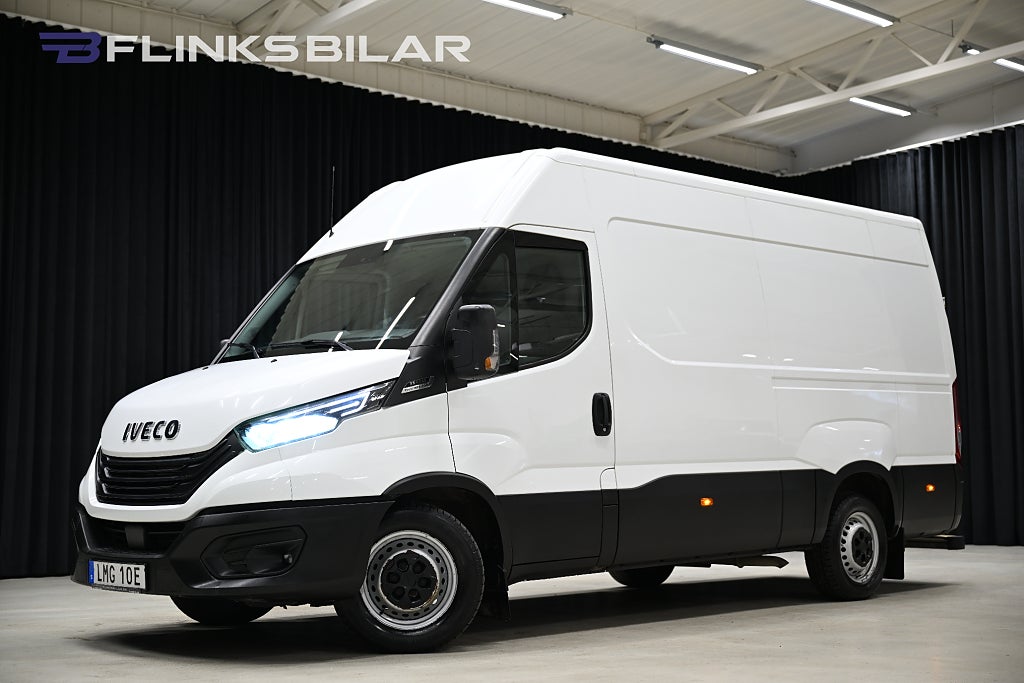 Iveco Daily 136HK Automat|LED|Drag|Värmare|3.5ton-drag|EnÄgare|Moms