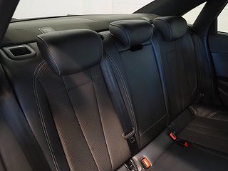 Sedan Audi A4 12 av 21