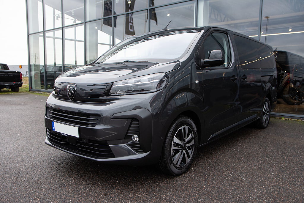 Peugeot Traveller 2.2 BlueHDi 180hk Allure 8-Sits Panorama 5 års garanti