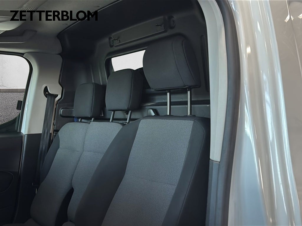Transportbil - Skåp Peugeot Partner 8 av 14