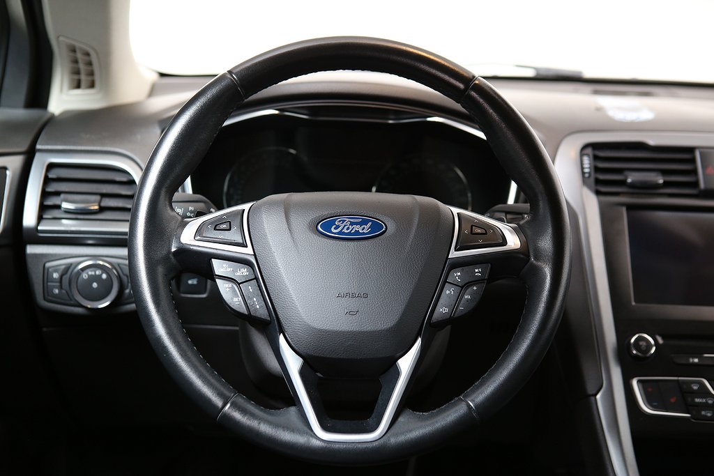 Ford Mondeo Kombi 1.5 EcoBoost Titanium Gas 165hk |Låga mil| 2019