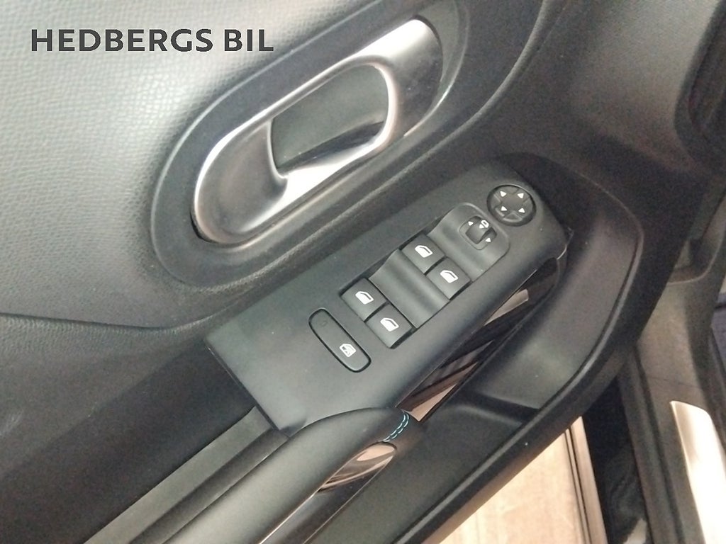 Citroën C5 Aircross 1.2 PureTech 130HK Automat Shine Exclusive     thumbnail