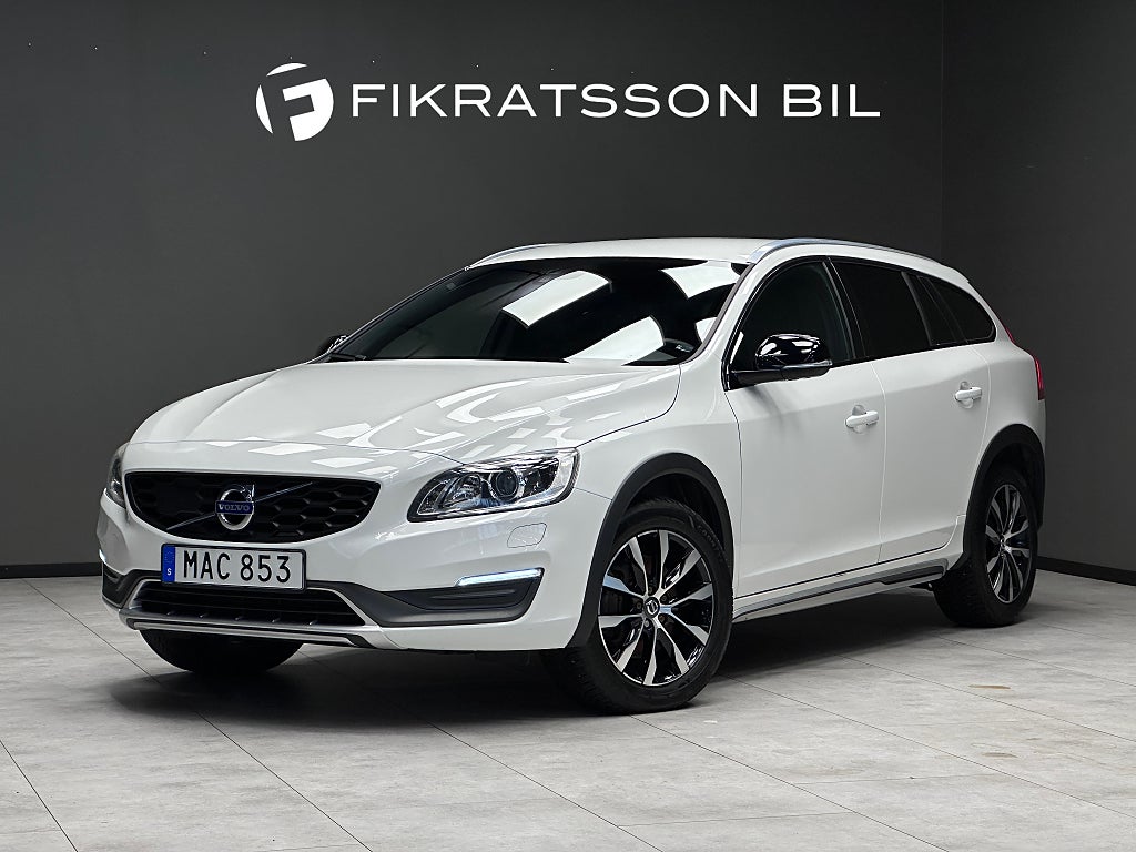 Volvo V60 Cross Country D4 AWD Momentum / Drag / Värmare