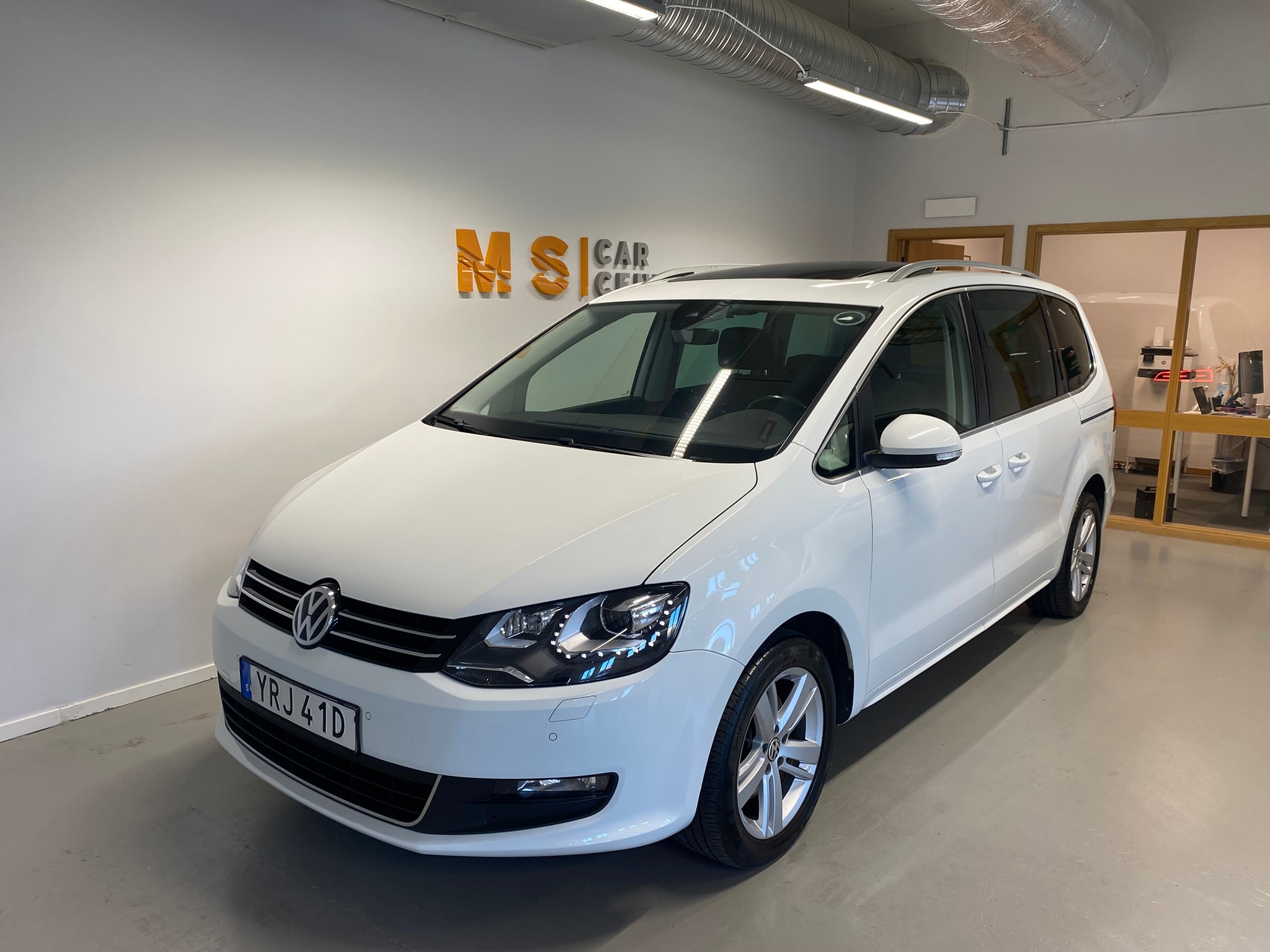 Volkswagen Sharan 2021, bild 4/10