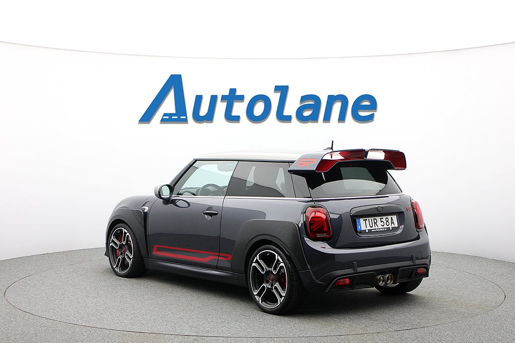 MINI John Cooper Works GP Limiterad Nr. 81/3000 Svensksåld Sommarkamp