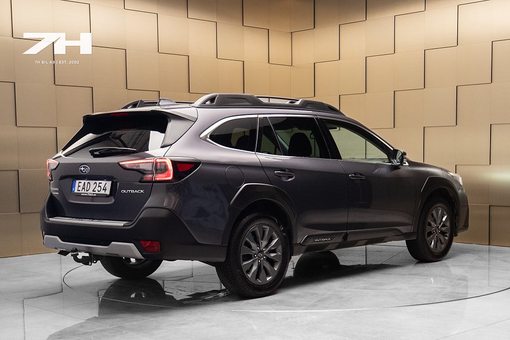 Subaru Outback 2.5 4WD XFuel / Limited / Kamera / Drag / Farthållare