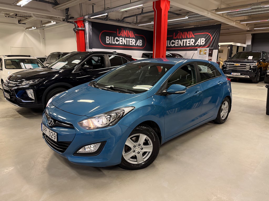 Hyundai i30 1.6 CRDi Premium Aut M-värmare PDC SoV
