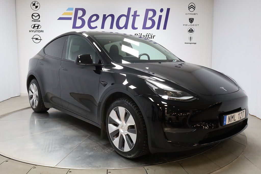 Tesla Model Y Long Range AWD / 1 ägare / Leasebar / 2,99% Ränta