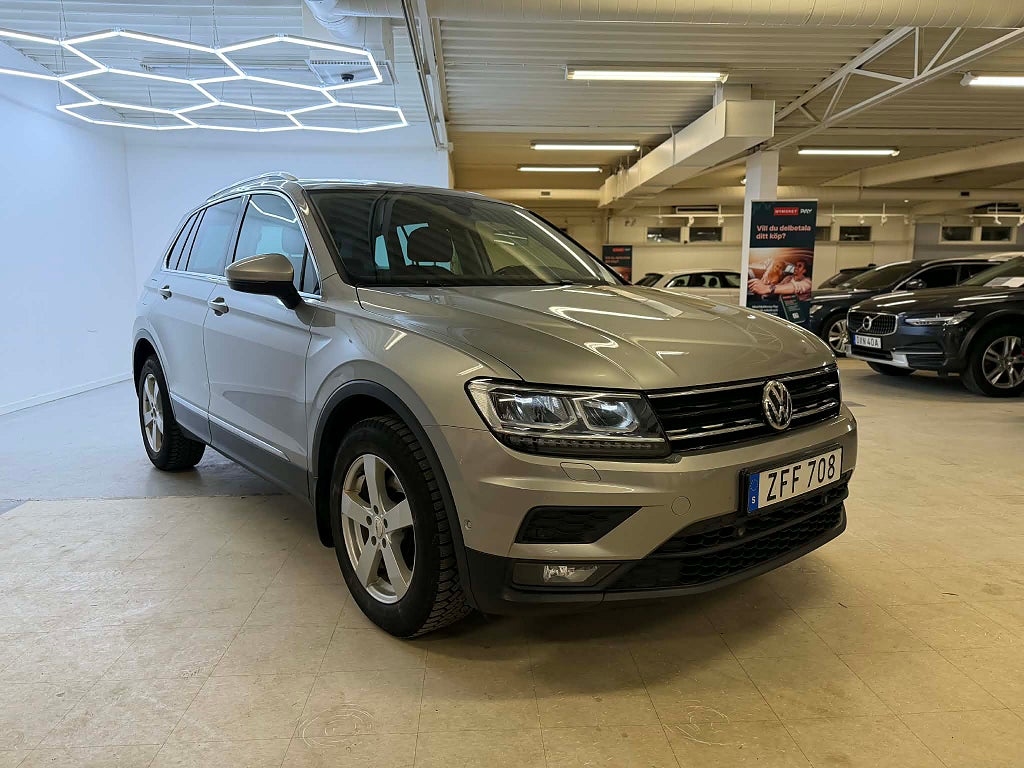 Volkswagen Tiguan 1.4 TSI 4Motion Base Drag Värmare B-Kamera CarPlay