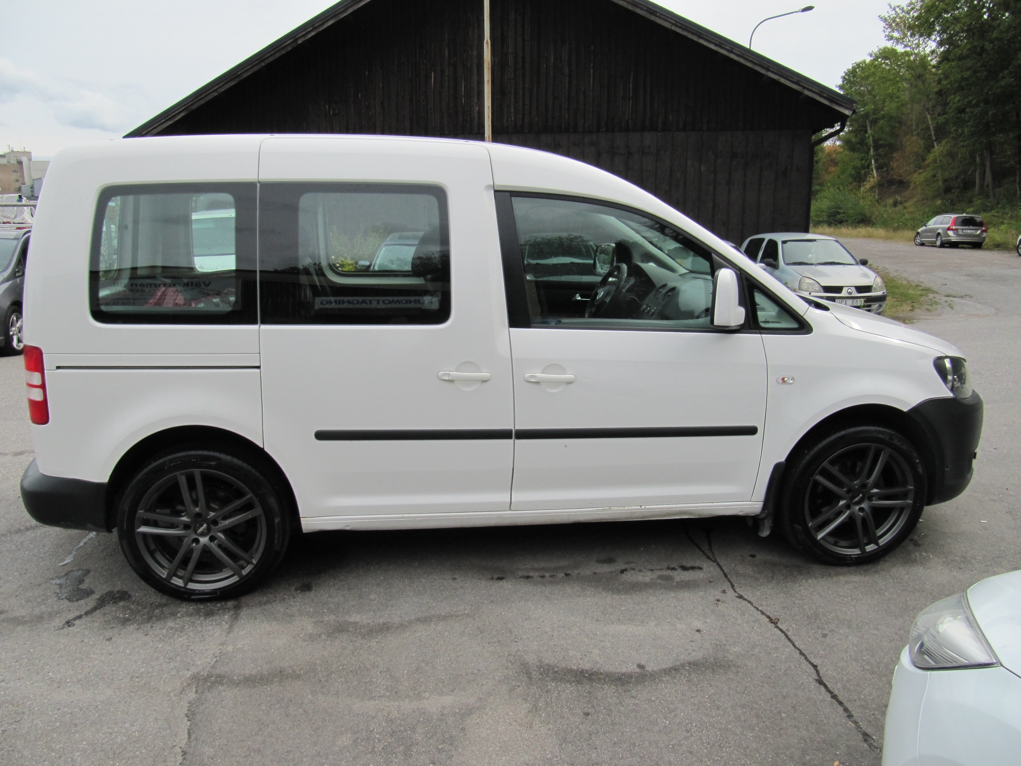 Volkswagen Caddy 2014, photo 2/50