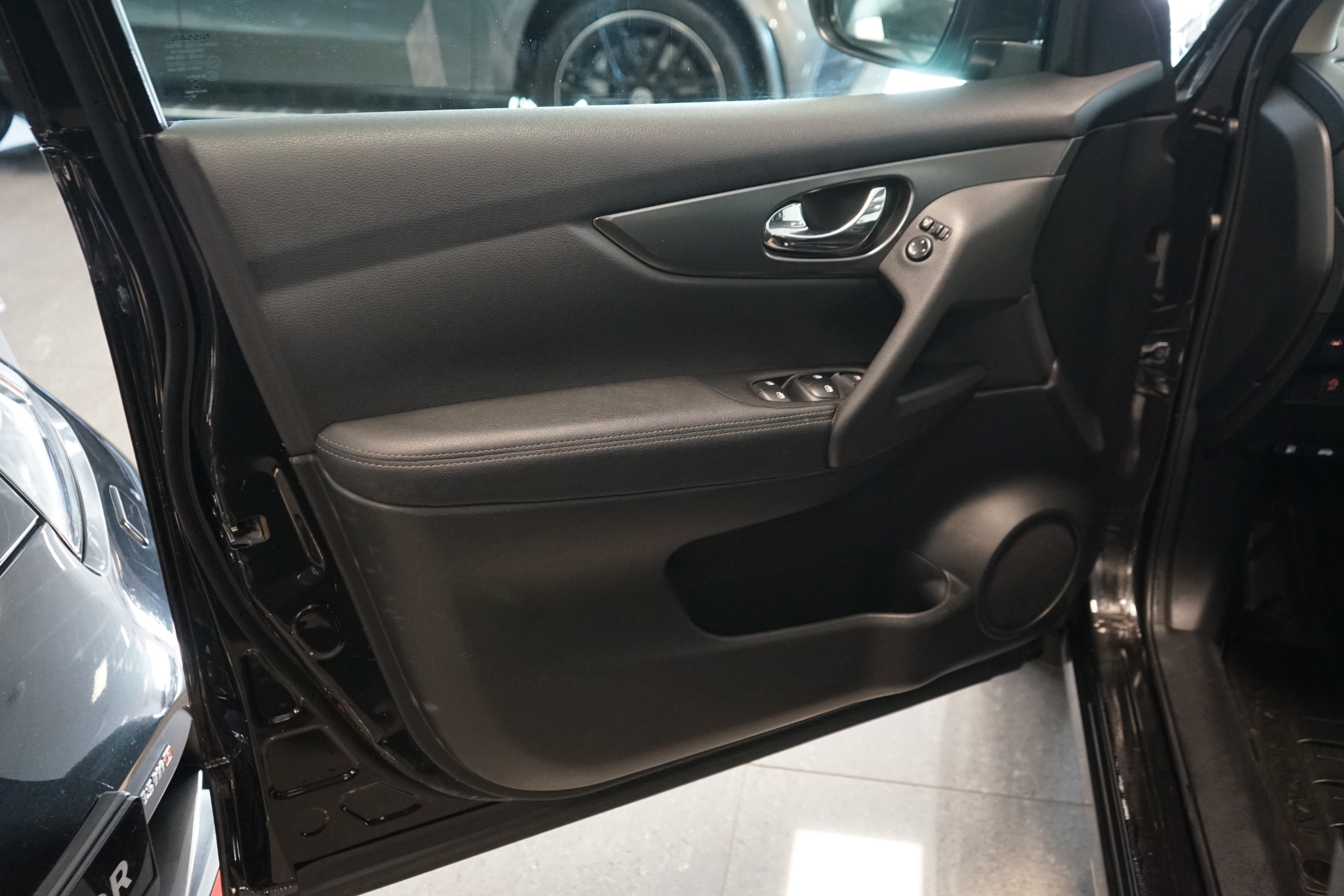 Nissan Qashqai 1.3 DIG-T N-CONNECTA 2019, bild 4/10