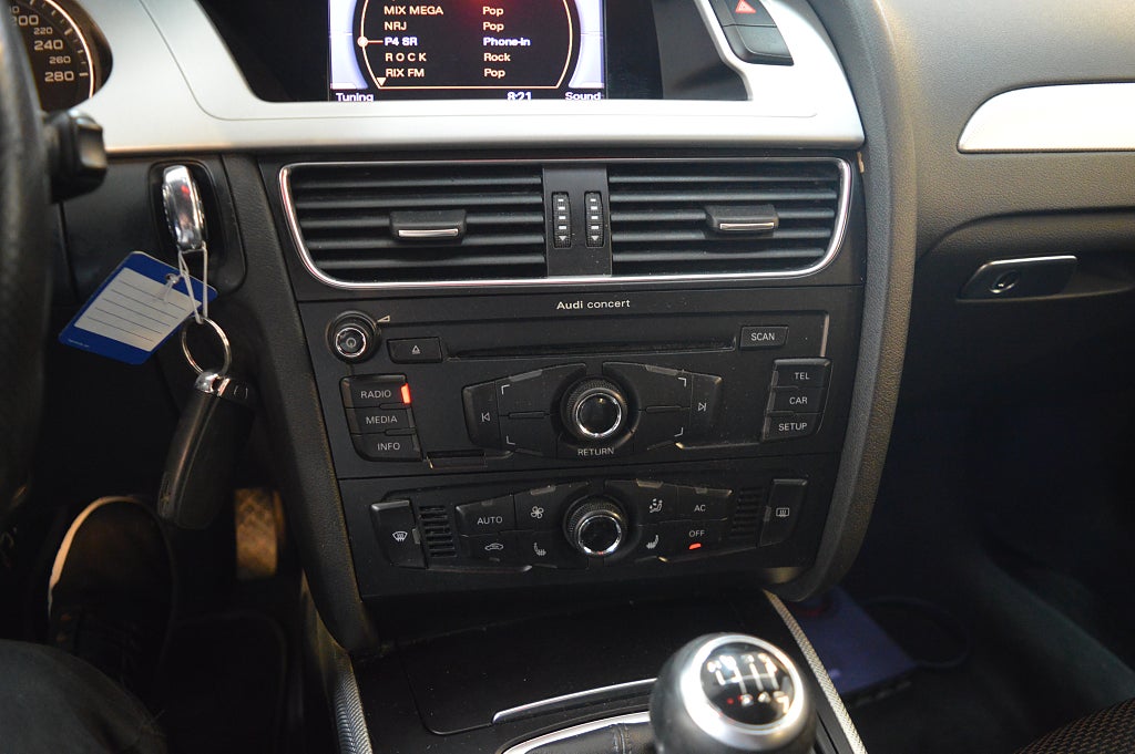 Audi A4 2011 - miniatyr 11