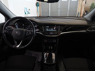 Halvkombi Opel Astra 13 av 19