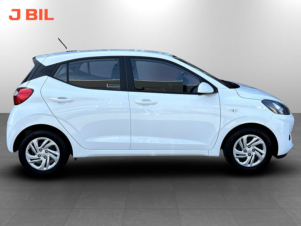Bild på Hyundai i10 Essential 1.0 MPi 67hk CARPLAY RATTVÄRME
