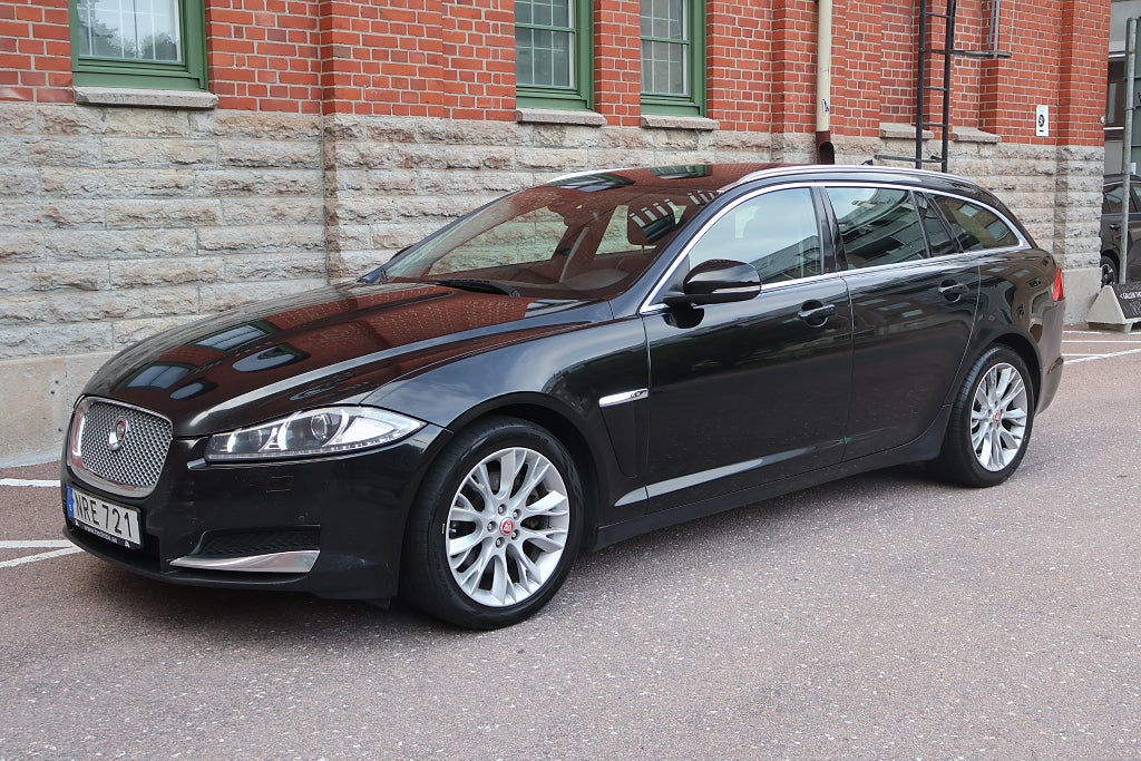 Jaguar XF Sportbrake 2.2 TDi4 200 hk Svensksåld och mkt välvårdad