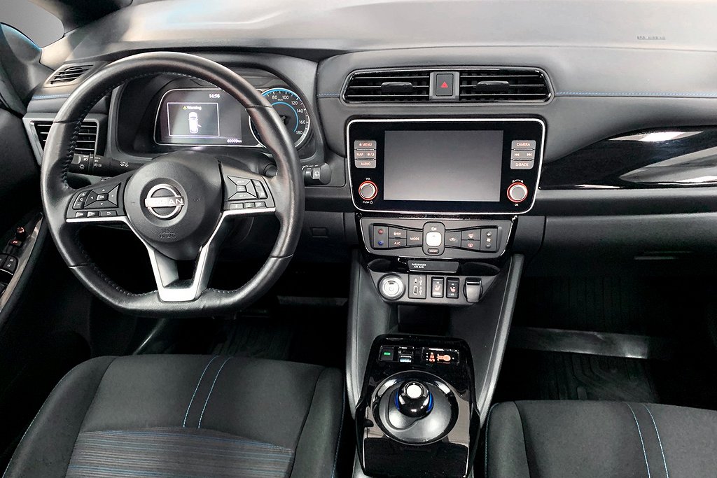 Nissan Leaf N-Connecta 39KwH MOMS 360 NAV 2022