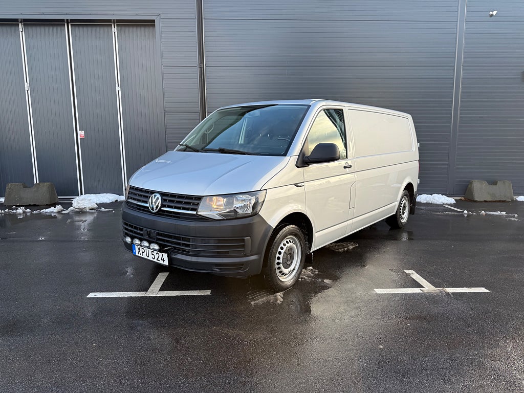 Volkswagen Transporter T30 2.0 TDI BMT Euro 6. /Värmare/MOMS