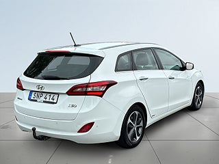 Hyundai i30 1.6 CRDi DCT Premium Darg/Navi/Kamera/Rattvärm/MoK – bild 6