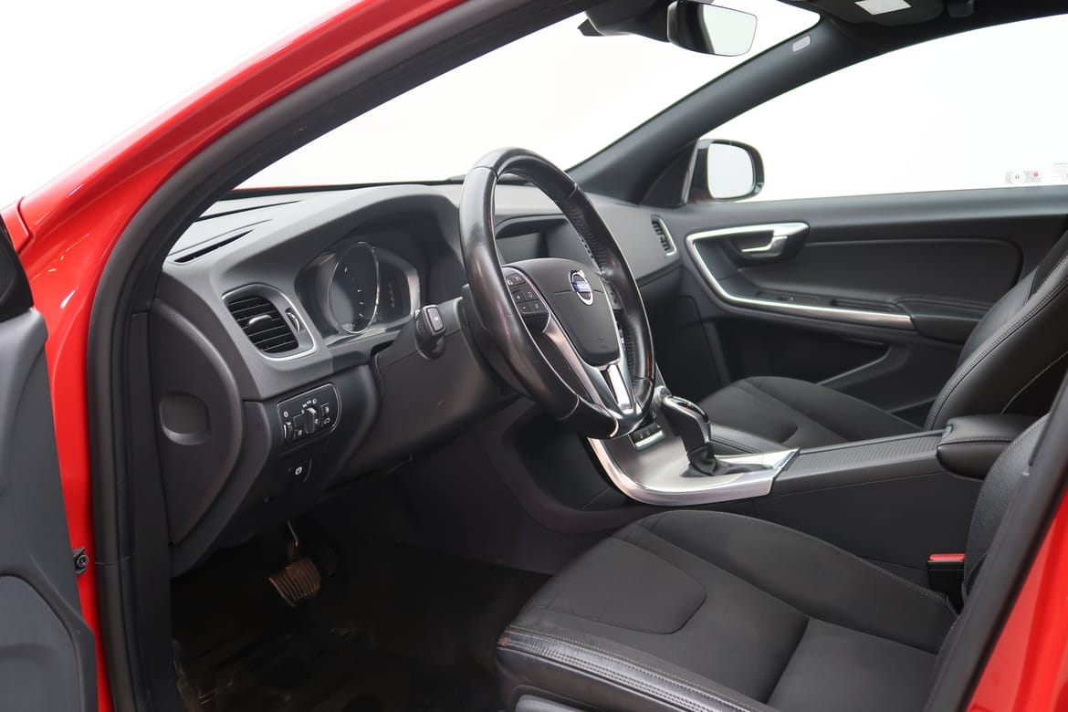 Volvo V60 Cross Country 2017, bild 4/42