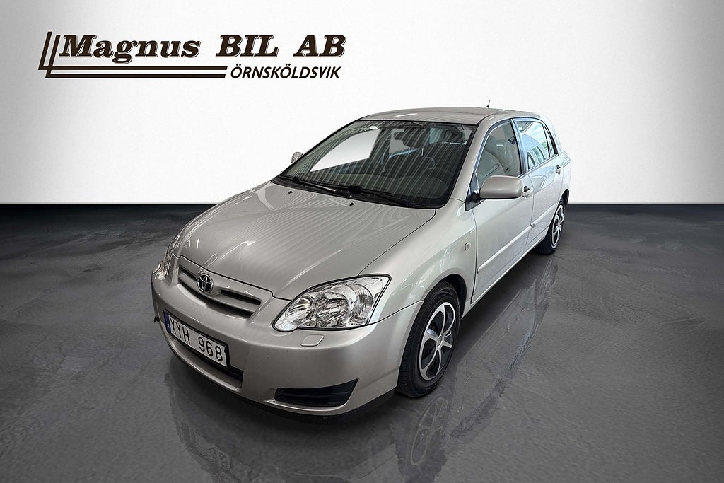 Toyota Corolla 5-dörrars 1.6 VVT-i Euro 4 2006 till salu hos Magnus Bil