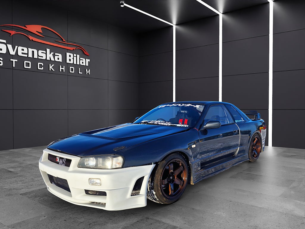 Nissan Skyline GT-R R32 Coupé 4WD /PÅKOSTAD /JDM /R34 FRONT