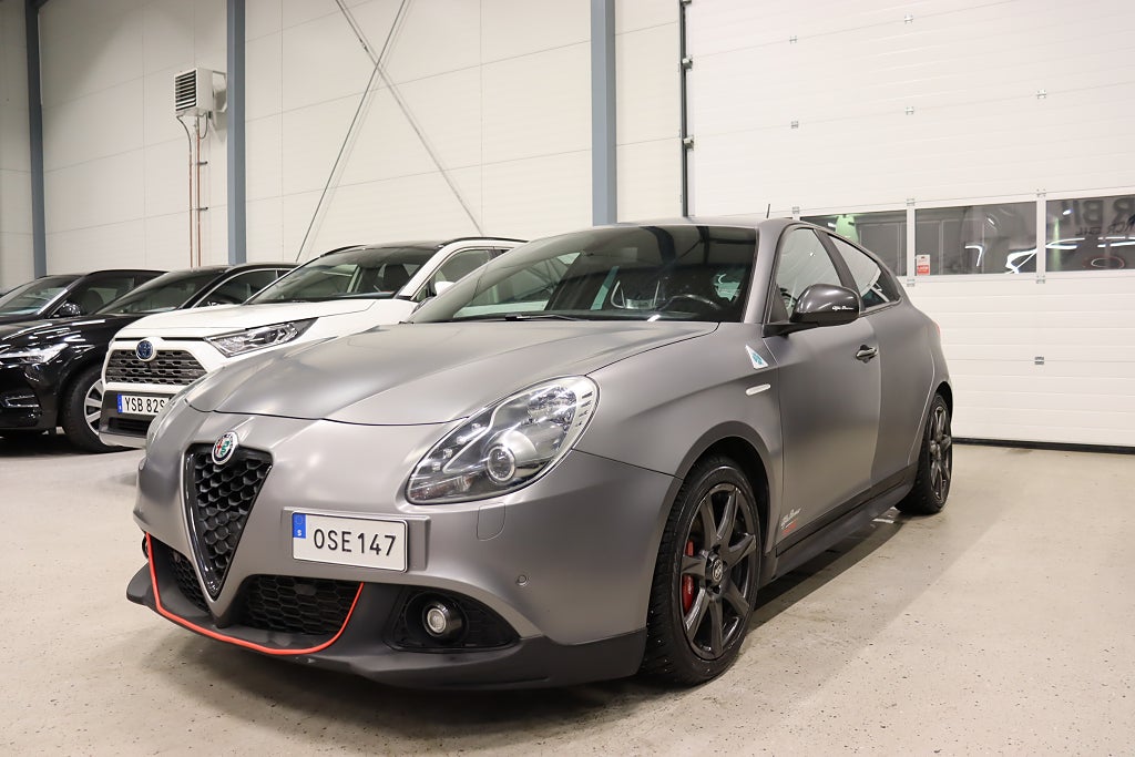 Alfa Romeo Giulietta Quadrifoglio Verde 1.75 TBi TCT Launch Edition 240hk