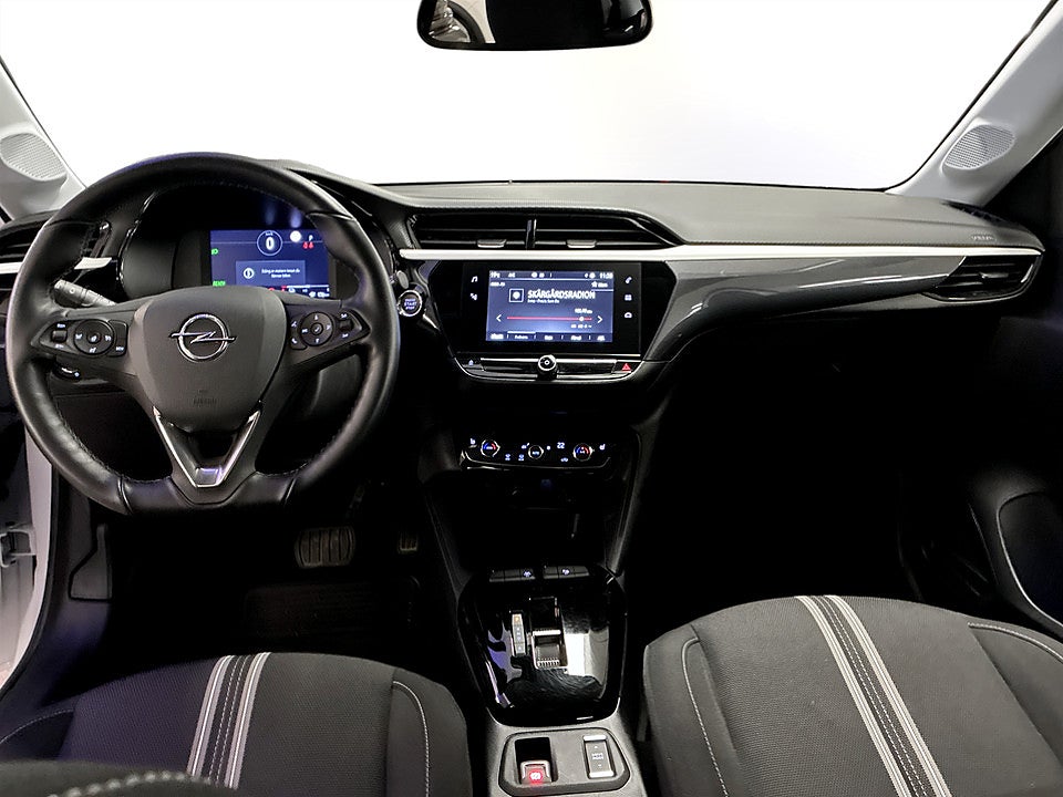 Bild på Opel Corsa-e D&T 50 kWh 136hk Aut B-KAMERA CARPLAY RATTVÄRME