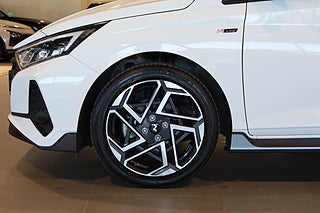 Halvkombi Hyundai i20 7 av 32