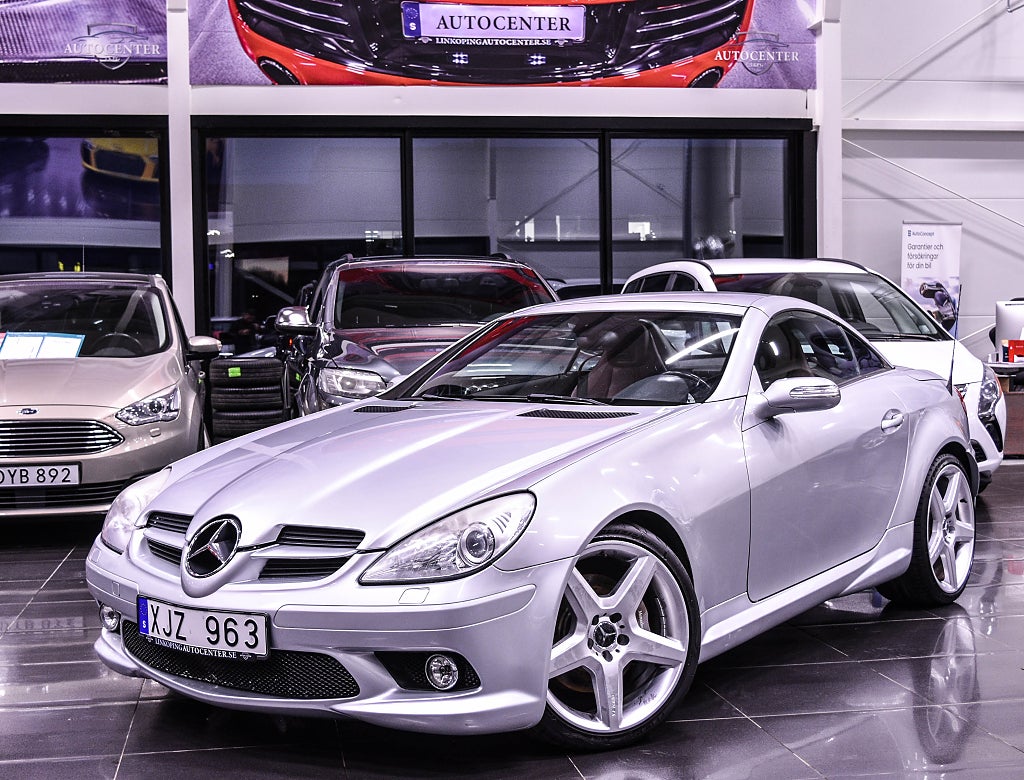 Mercedes-Benz SLK 350 7G-Tronic|Sportig AMG Design|En riktig blickfångare