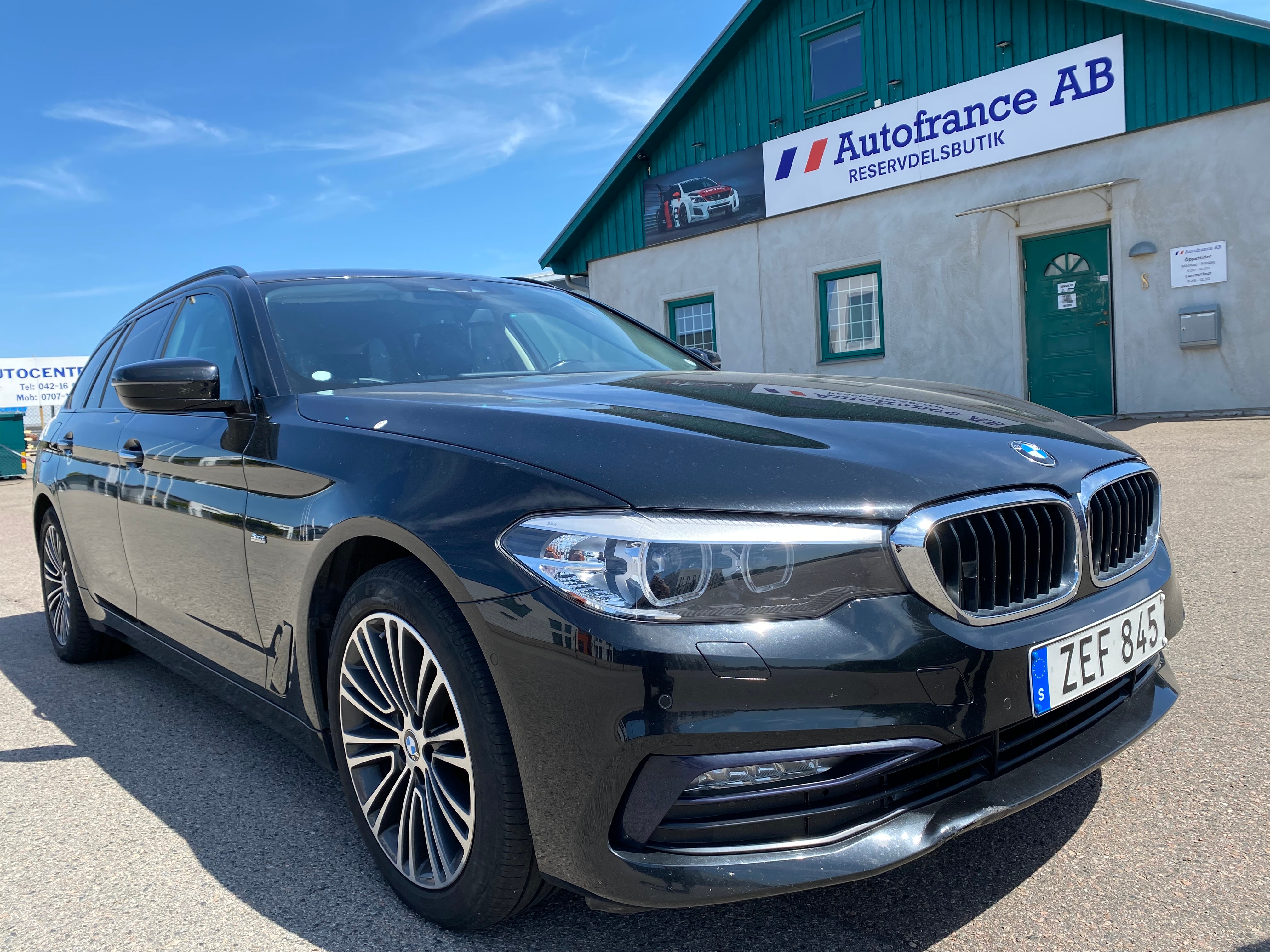 BMW 520 2018, photo 3/37