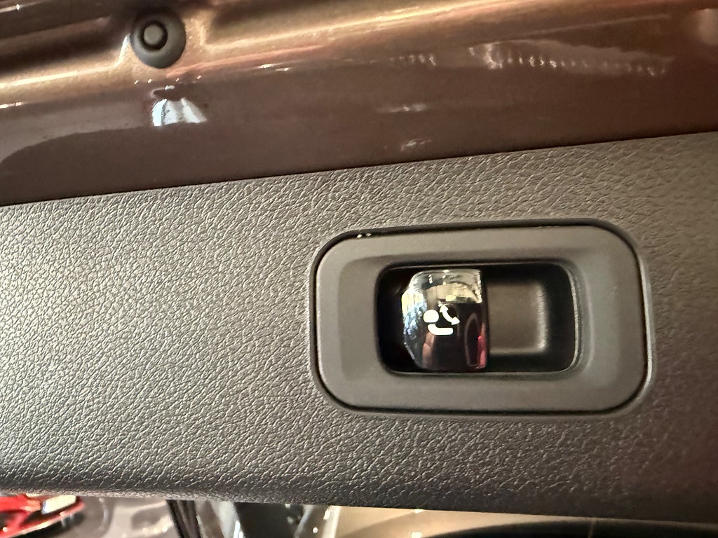 Mercedes-Benz E 300 e AMG Superscreen Läder 20tum Kombi - bild 14