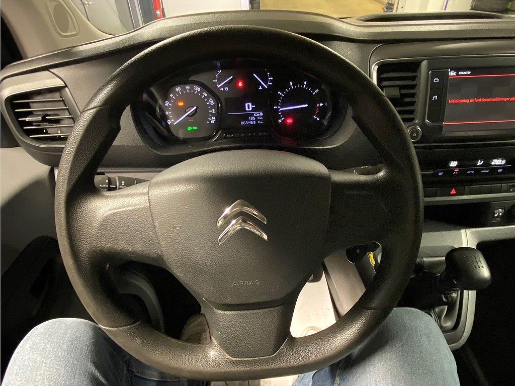 Bild på Citroën Jumpy PRO Business 2.0 BHDi 122hk - MOTORVÄRMARE