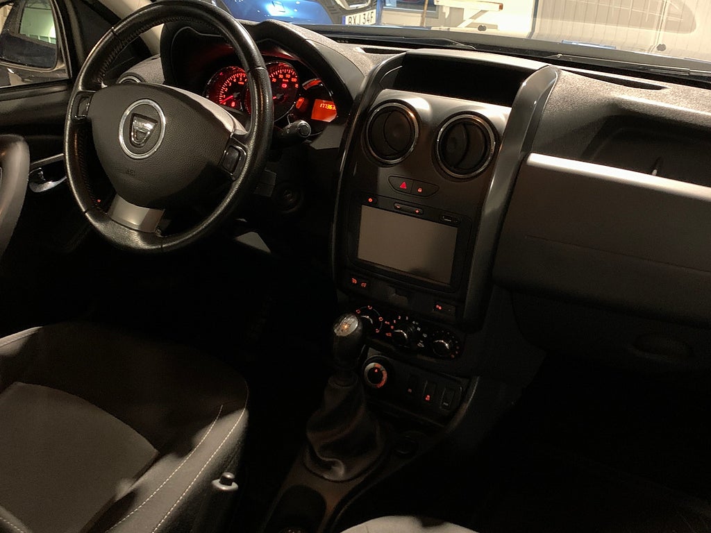 Dacia Duster 1.5 dCi 4x4 | Navi | Adventure | Kamrem bytt | 2016