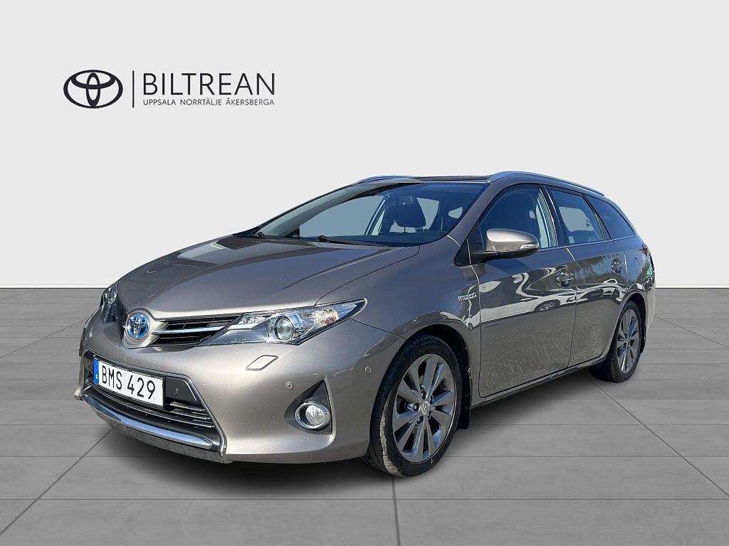 Toyota Auris Hybrid 1,8 TS Executive Vinterhjul Ingår!