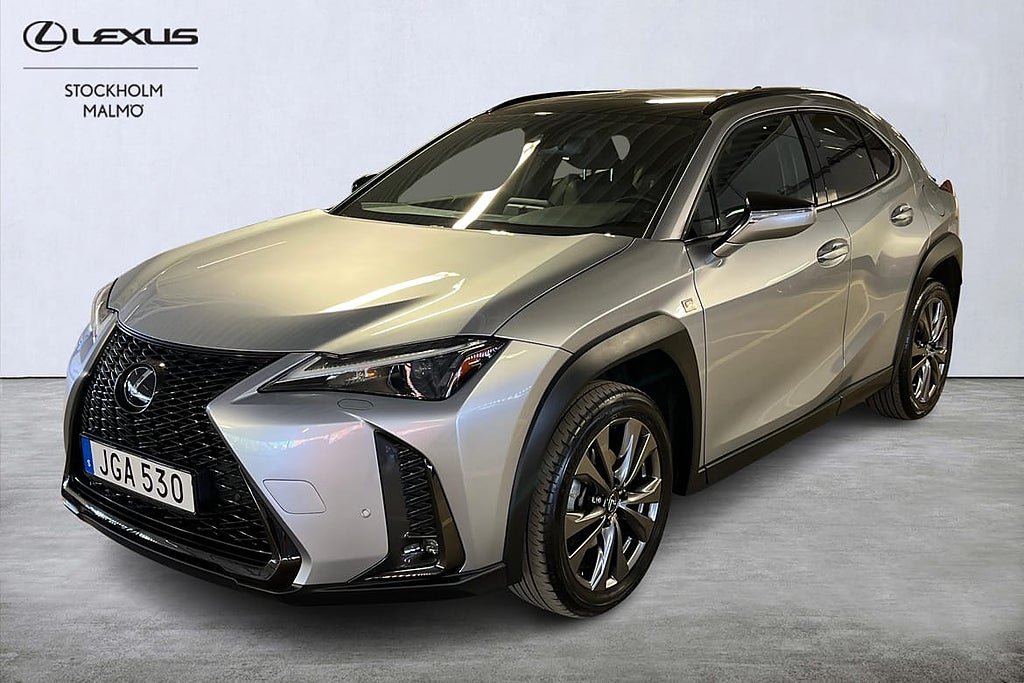 Lexus UX 250h F Sport Design Skinn Backkamera Navigation